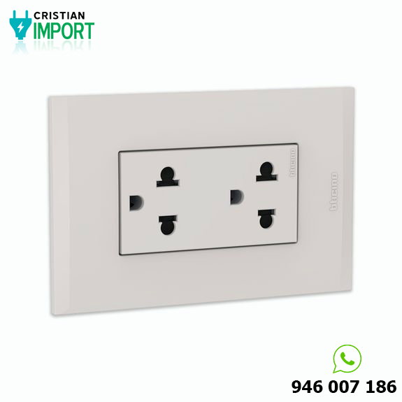 Tomacorriente duplex universal LT Arena